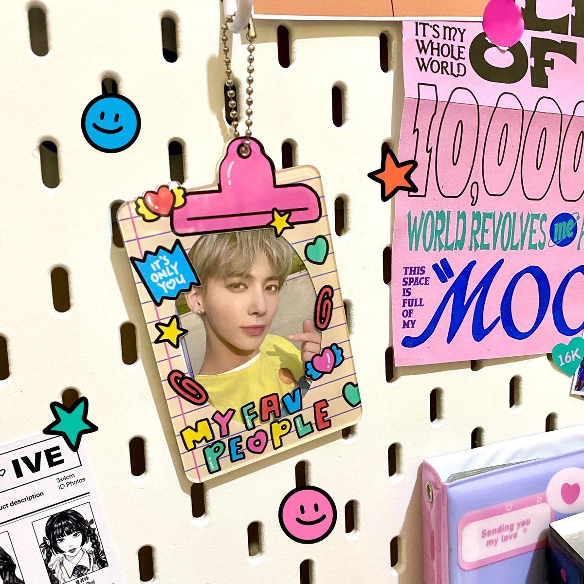 voltu_kstuff's tweet photo. [ PO ] 11 - 21 August 23
💗 My Fav People Photocard Holder Cahol two side 💗
💰 85k / 50k (DP)
🖇️ https://t.co/JqDXVGR4s4
✅ Fit to PC + innersleeve 

✨ Like / RT are appreciated ^^ ✨ https://t.co/7rZHdbPGAG