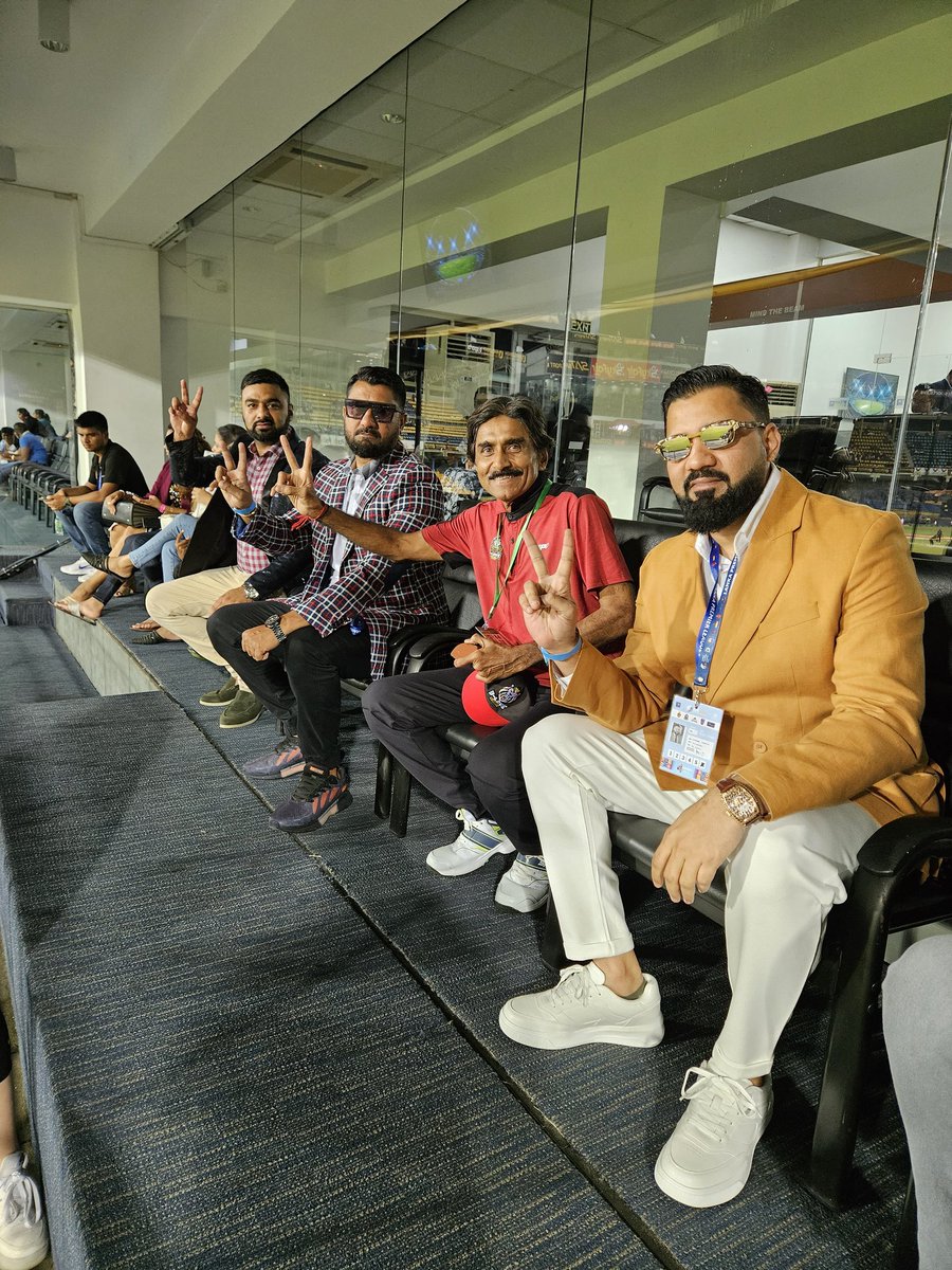 Taking His Seat in RPICS Stadium with Style: Omar Khan, aka OK, Amping Up the Excitement for the Thrilling B-Love Kandy vs. Colombo Strikers Match! 🕶️🏏🔥

x.com/OmarKhanOK2