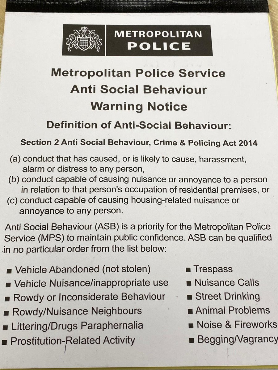 PCSO Palermo and PC Podolsky issued two ASB warnings to youth that were causing a nuisance to a resident. If there is any anti-social behaviour in your neighbourhood, please feel free to get in contact😊