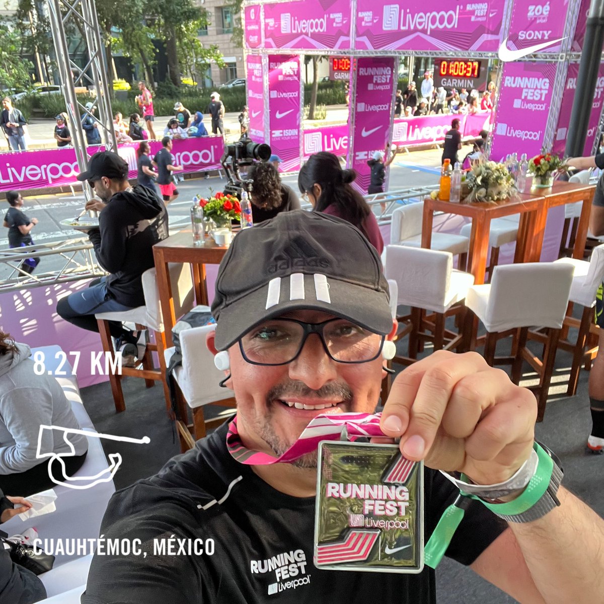 carlostomasini's tweet photo. 🤘 #FLOATRUN
@sonylatin https://t.co/9AZMlyaon1