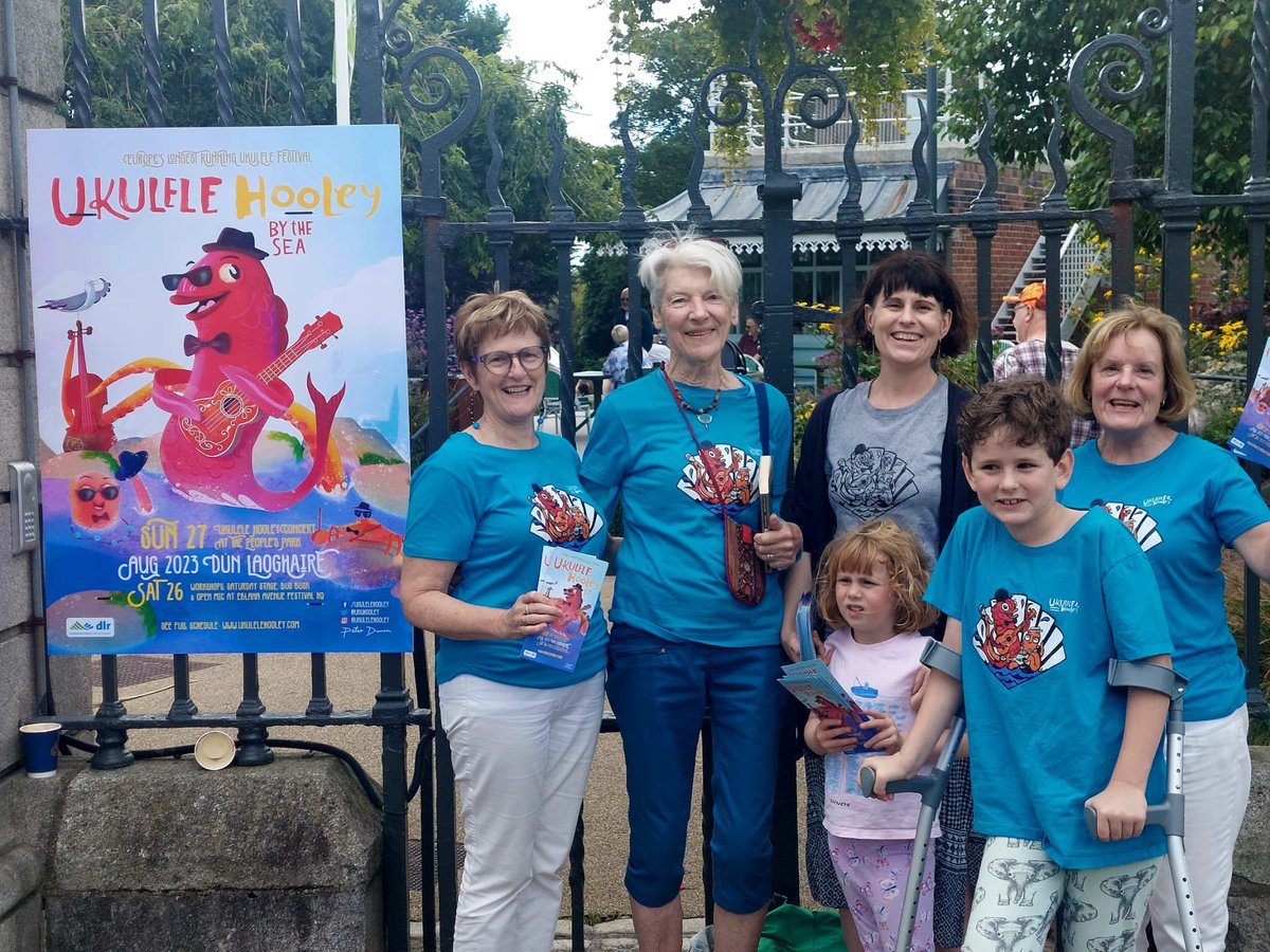 Ukuhooley's tweet photo. Say hi to our team our brilliant volunteers if you’re in the People’s Park today, spreading the news that the Hooley is coming, and passing out leaflets/posters. 

Hope to see you at the Hooley!

Sat 26th &amp; Sun 27th August

Workshop and Open mic tickets

https://t.co/BWE1dWwstK https://t.co/4G6GsChdr6