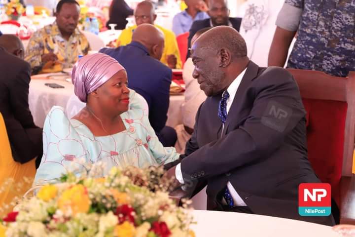 At the thanksgiving of Rt Hon, @AnitahAmong, at her country home in Bukedea district, I got a moment with former Speaker of Parliament and Vice President, H.E @ESsekandi. His immeasurable contribution to the development of this country will always be remembered.