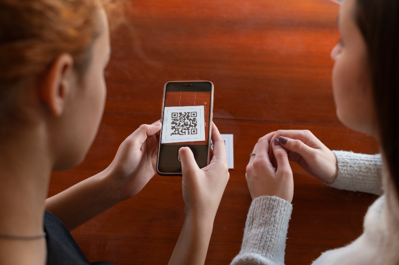 ITNewsAfrica's tweet photo. Here is a step-by-step guide on how to create a digital contact QR code:๐ https://t.co/5x4obAyapW
#QRCoding #Technology #SmartphonesApplications #Internet https://t.co/PfigHSSJvX