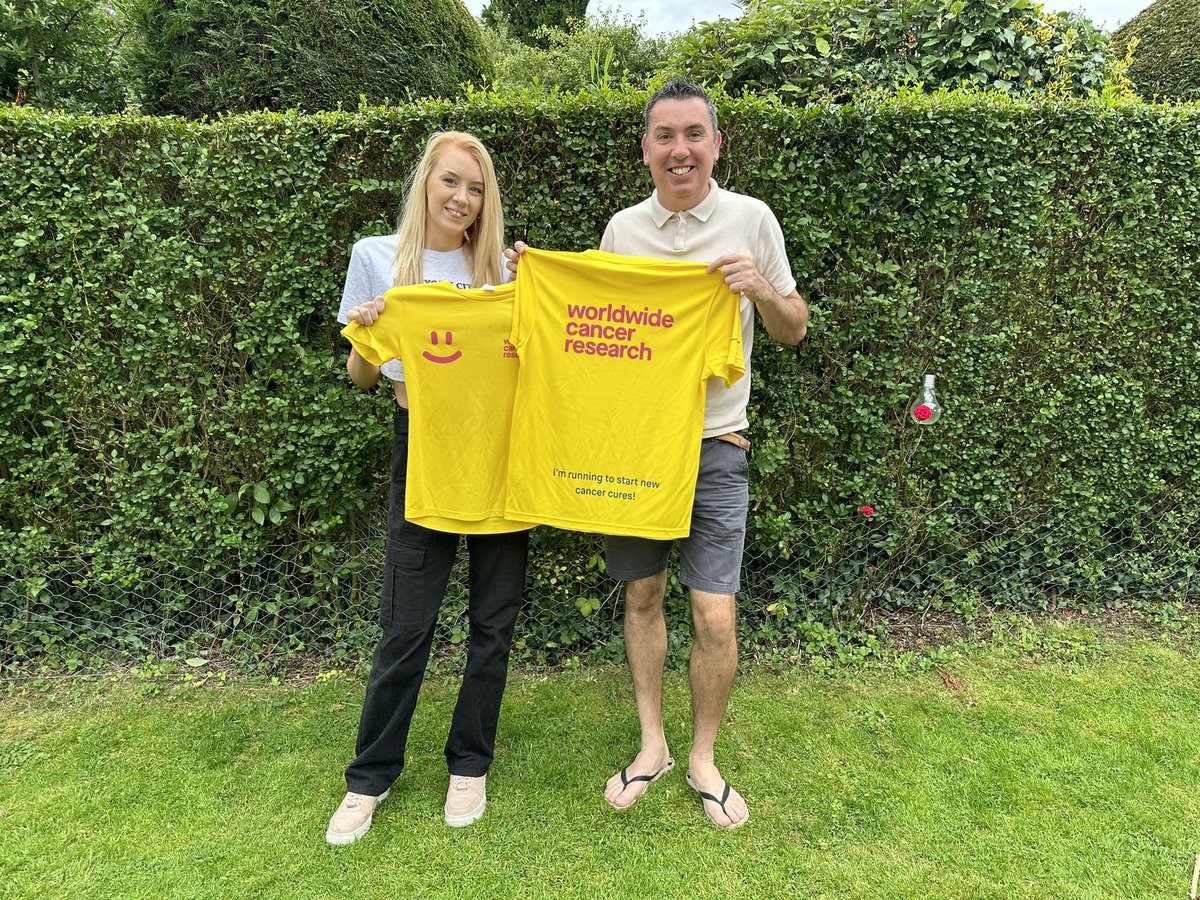 GingePhillipsx's tweet photo. Crazy to think that me and my dad are running the London marathon next year. Cancer has affected my family like many others, raising money for an amazing charity is worth the 26 miles! Let the fundraising and training commence 
https://t.co/lNNCJeYCGv https://t.co/UA0XJ0QcsM
