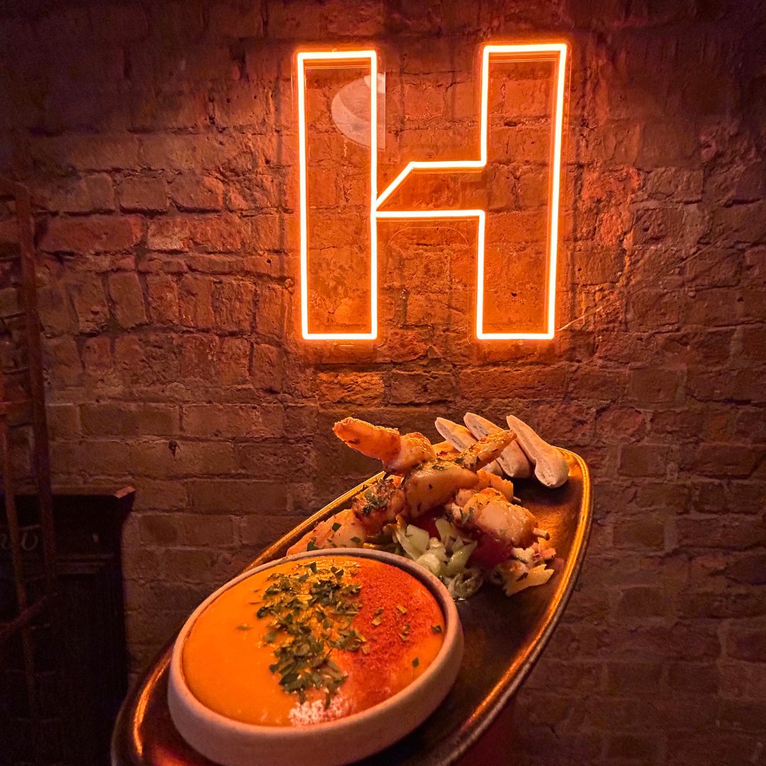 💗What a Week💗

What an amazing week we've had! We've hit 10,000 followers, had a busy week, and made some incredibly exciting moves with our menu development 🤩

See you next week for more tasty tapas, cocktails and amazing offers!

📸 Prawn and Scallop Skewer Special