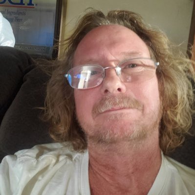 Danial3DR's tweet photo. #NewProfilePic felt cute haha https://t.co/iFoNJeDn8A