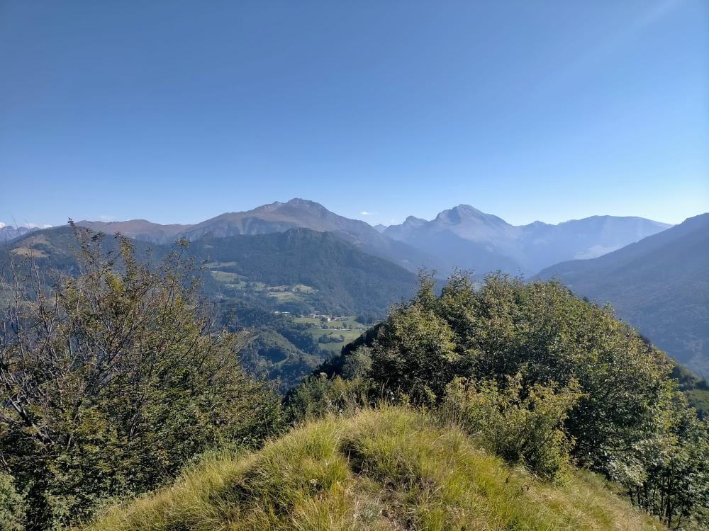 Saliinvetta's tweet photo. Monte Gioco, nel cuore delle Orobie Bergamasche 💚
Una bellissima e semplice cima
Ci siete mai stati ?
https://t.co/9UMITknTUn
#orobiebergamasche #montegioco #trekking #escursioni https://t.co/Sl0zgBzdLw
