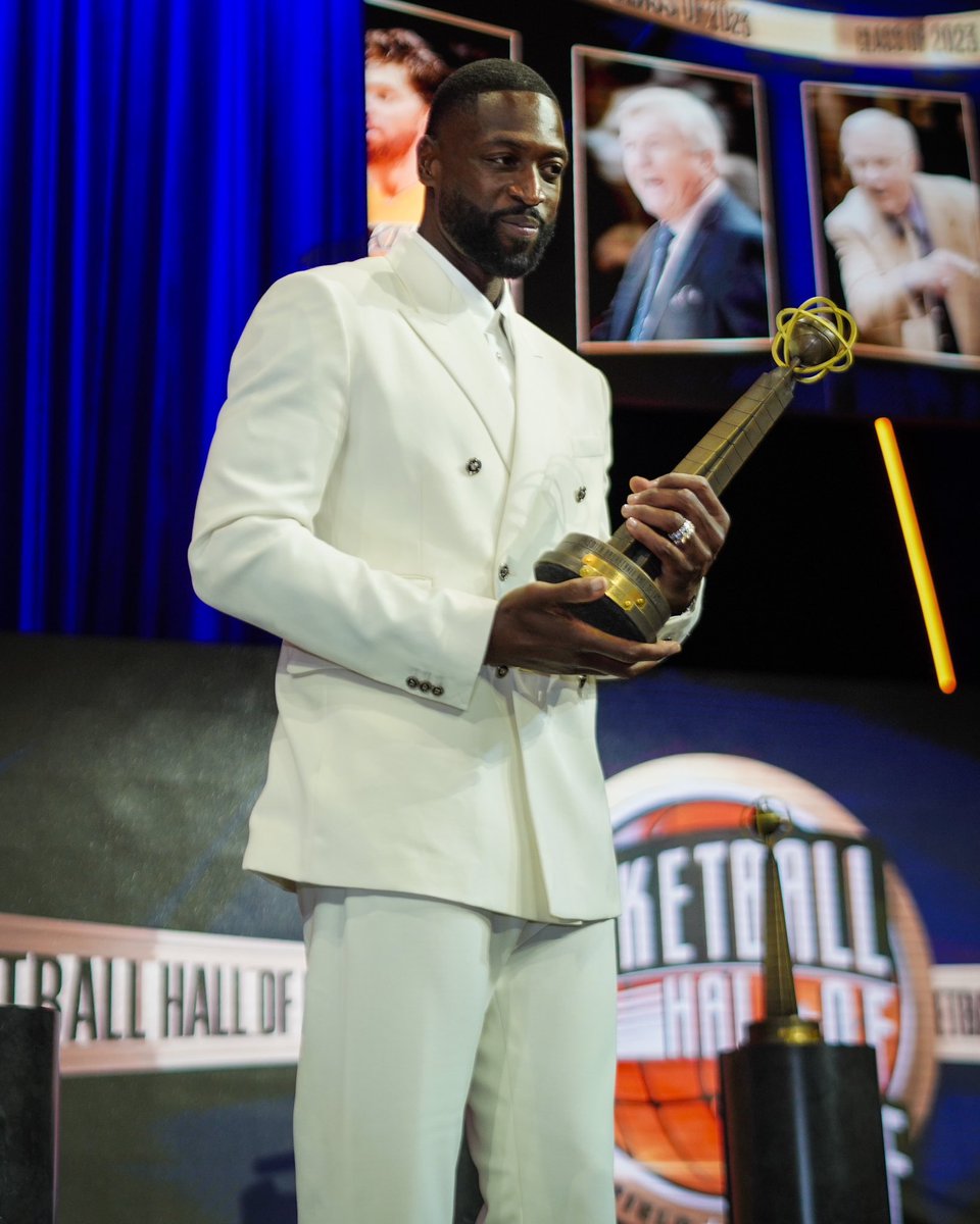 3MWD__'s tweet photo. my childhood super hero is really in the hall of fame man😭 https://t.co/CZ8HubxMR3