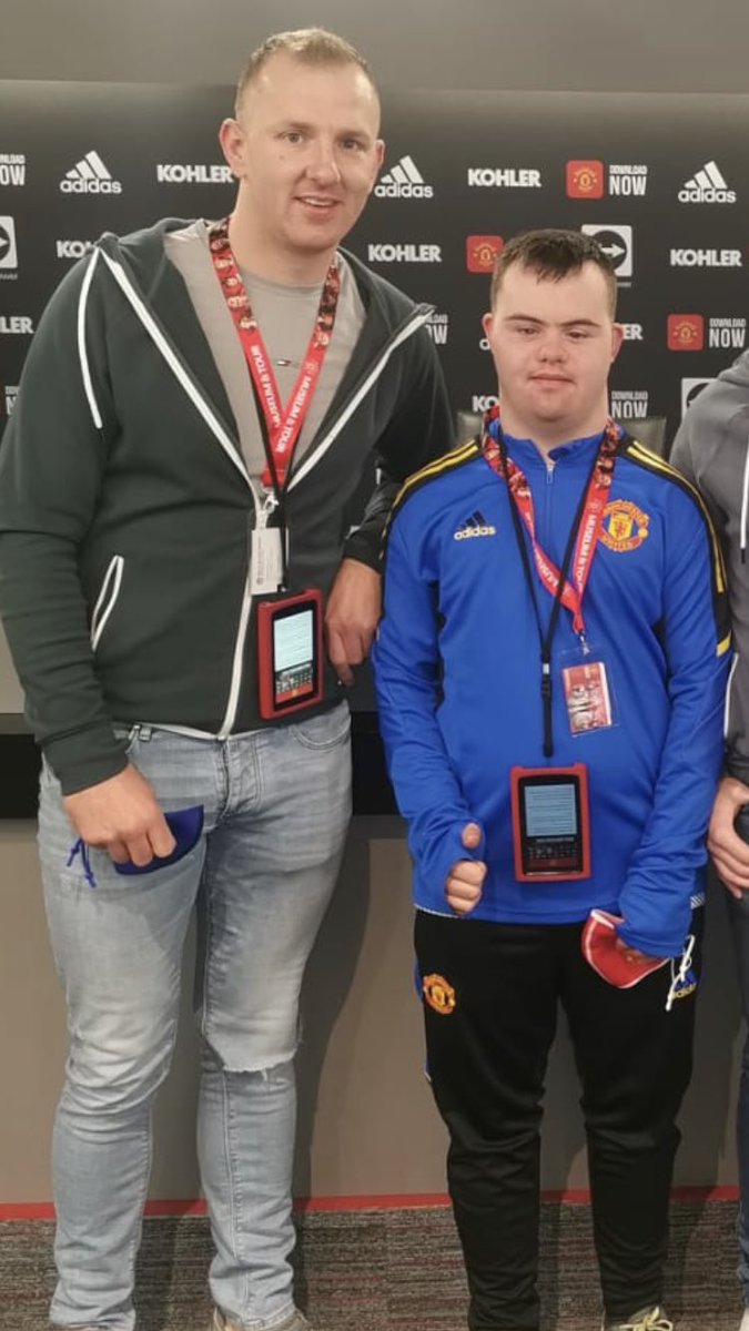 colmgorey7's tweet photo. @FPellistri07 @ManUtd @ManUtd_Es I’d love one too give my nephew is loves Utd too bits and that would be a top jersey too add to his collection……..please pick us🙏🏻👹👹👹👹 https://t.co/9uPlyQ7f2r