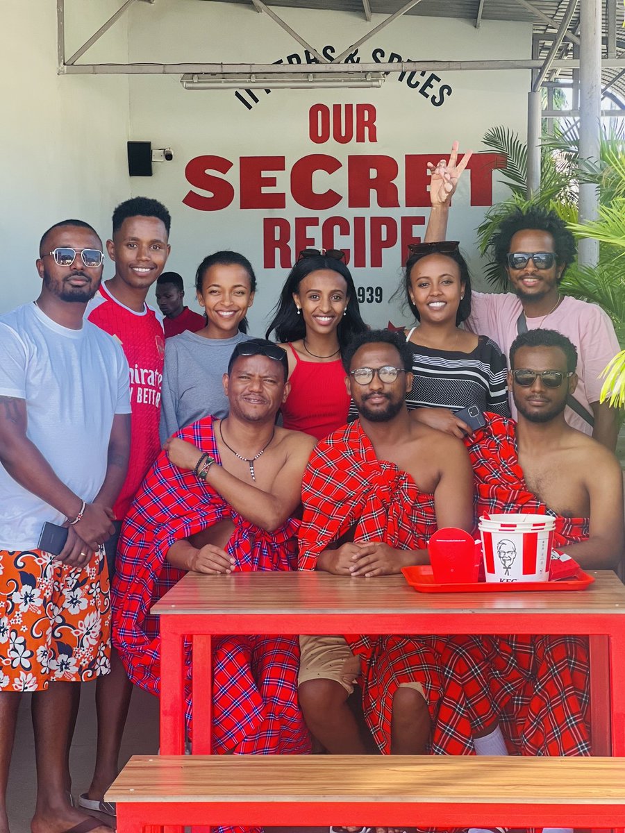 Travel_251's tweet photo. Sharing the joy of an unforgettable Kenya trip! Our client's happiness speaks volumes about the incredible experiences and memories created in this remarkable magical destination. 🌍🦒📸 

#KenyaAdventures #ClientSatisfaction #UnforgettableMemories https://t.co/hwmm1dfC7f