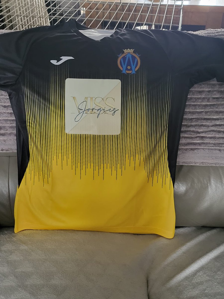 stephendav77591's tweet photo. like to thank miss gorgies for our sponsor this season any beauty treatments for the wife hit her up best in the business https://t.co/R5dIClGI2A