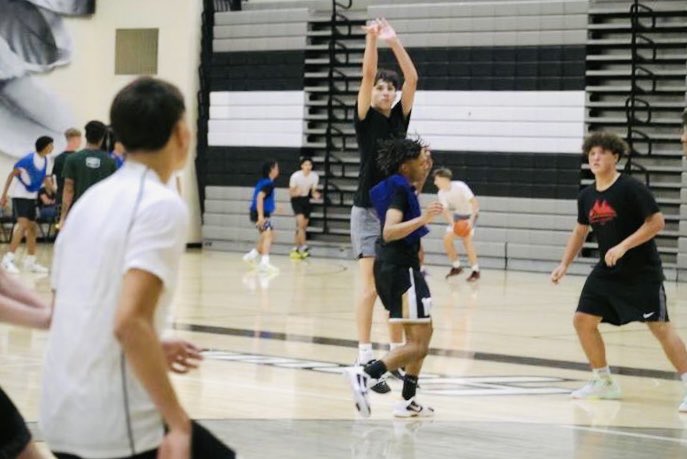 Braylon Vega (@braylonvega2026) on Twitter photo I want to thank <a href="/coachtygrady/">Tyrone Grady</a> for the invitation to attend the <a href="/enmubasketball/">Eastern New Mexico University Men's Basketball</a> Elite basketball camp!! Thank you <a href="/CoachBrentOwen/">Brent Owen</a> for allowing me to showcase my skills and talent. #Classof2026
<a href="/HobbsBoysbball/">Hobbs Eagles Boys Basketball</a> <a href="/RonaldRoss_24/">Ronald Ross</a> <a href="/D1NewMexico/">D1 NM</a>
<a href="/RussellGurule/">Russell Lee Gurule'</a> I want to thank <a href="/coachtygrady/">Tyrone Grady</a> for the invitation to attend the <a href="/enmubasketball/">Eastern New Mexico University Men's Basketball</a> Elite basketball camp!! Thank you <a href="/CoachBrentOwen/">Brent Owen</a> for allowing me to showcase my skills and talent. #Classof2026
<a href="/HobbsBoysbball/">Hobbs Eagles Boys Basketball</a> <a href="/RonaldRoss_24/">Ronald Ross</a> <a href="/D1NewMexico/">D1 NM</a>
<a href="/RussellGurule/">Russell Lee Gurule'</a>