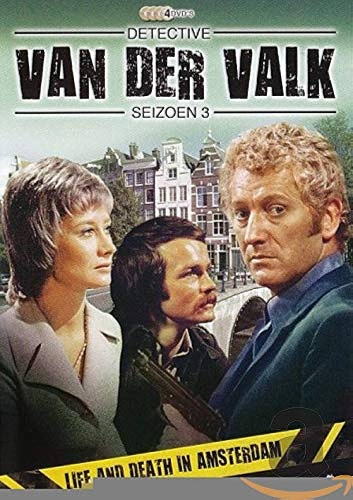 SaveRedlandLibr's tweet photo. 9pm TODAY on @TalkingPicsTV
From 1977, s3 Ep 8 of #VanDerValk "Dead on Arrival" directed by #TedChilds & written by #PatrickOBrian
Based on #NicolasFreeling’s series of "Van der Valk" detective novels
🌟#BarryFoster #JoannaDunham #NigelStock #BobHoskins #RichardDavies https://t.co/pHnlWeNN8A