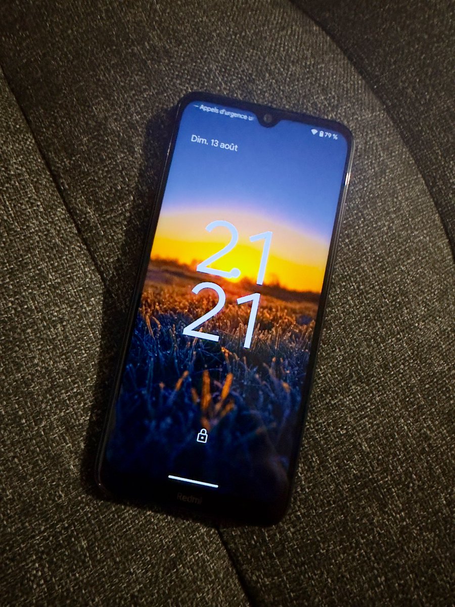 PUNISHER_A001's tweet image. J’ai installé la ROM #PixelExperience sur un Redmi Note 8T qui traînait dans un placard et franchement, c&apos;est le jour et la nuit et bien sûr tout fonctionne parfaitement 👌 @PixelExpROM 👍