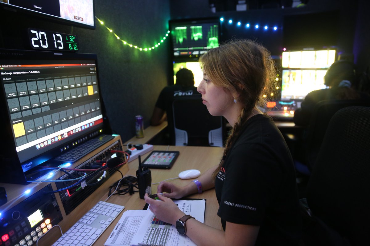 Solent_Prods's tweet image. Our Boardmasters behind-the-scenes crew, Trish, Holly, Niamh and Olivia, making everything work swiftly for our camera operators and documentary team.