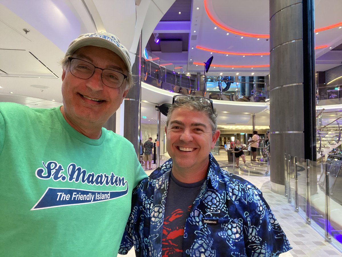 weldeiry's tweet photo. You never know who you’ll run into when you go on vacation @TGeorgeMD https://t.co/IWiZJ1CvNz
