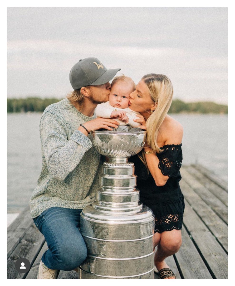 FUN FACT: The Golden Knights have won a Stanley Cup in every single season William Karlsson has had a baby.