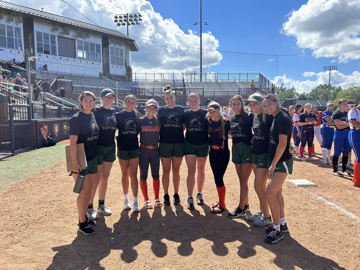 hannahsimko2025's tweet photo. Had such a great time at the @MSU_Softball camp! Even after some rain we still got to scrimmage and get lots of reps in! Loved going on a tour of the campus as well! Thank you for putting on a great camp, @ShoMcDonald! @DemariniBandits https://t.co/Lt15nXULLe