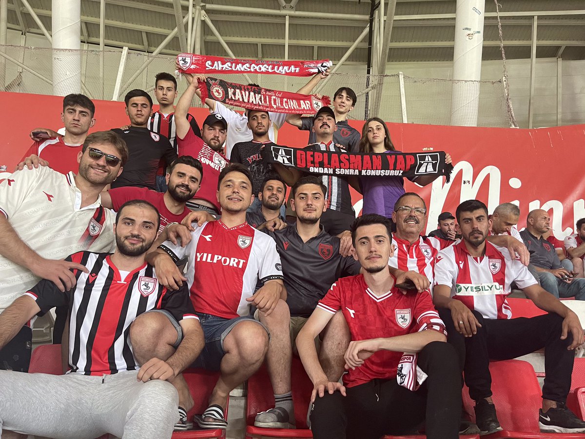 Kvc1965's tweet photo. KVÇ Sivas deplase…

#Ultras #Awaydays #Tribün #Casual #KvÇ #KavaklıÇılgınlar https://t.co/CZh0ISRKno