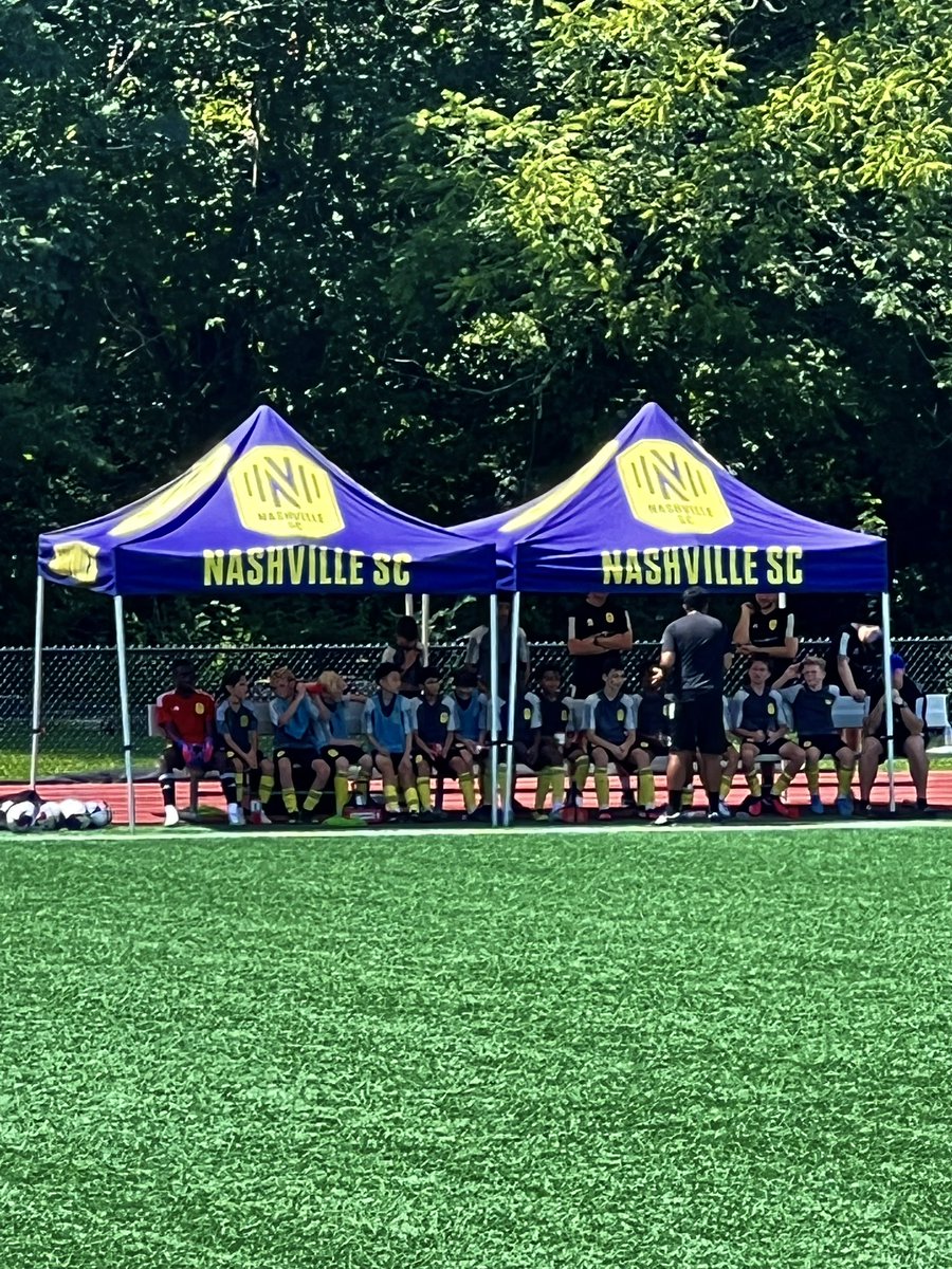 kj52011's tweet photo. Great weekend of pre-season ⚽️ with my team. https://t.co/zhXp4UC1n6