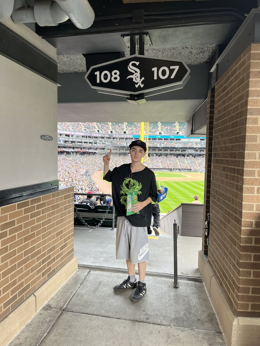 mmmjjj's tweet photo. Taking the kid to one last @whitesox game before he heads off to college! #108ing @fromthe108 https://t.co/OoZ8Z5S3wO