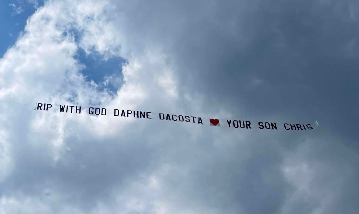TheSkyWriters's tweet photo. Special memorial flying banner for Daphne Dacosta in CT. Sending our condolences to the family.
RIP WITH GOD DAPHNE DACOSTA โค๏ธ YOUR SON CHRIS #memorialservices #flyingbannee #RIP #theskywriters https://t.co/V908ycDeuP
