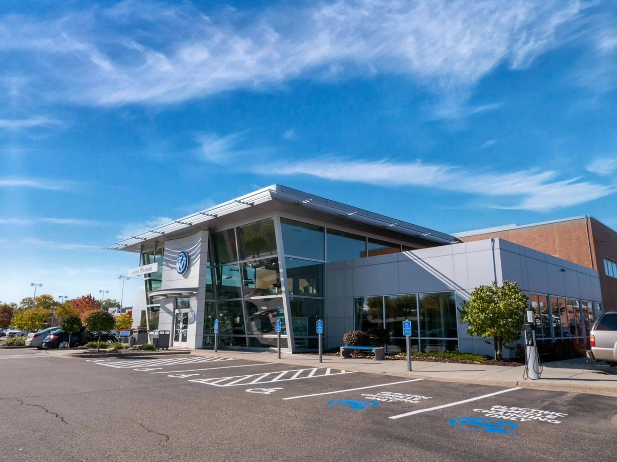 THANK YOU! Luther Westside VW is one of the sponsors who helped make Fringe a reality this year! Head over to westsidevw.com to see why they are one of the largest Volkswagen dealers in the country and the best VW dealer in Minnesota.
#mnfringe westsidevw.com