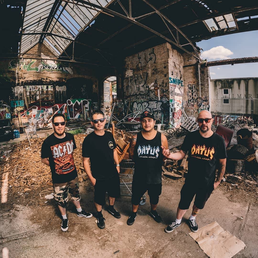 STATUES ON FIRE - I HATE YOUR GOD (Official Video) - Assista aqui metal-rock-punk-news.blogspot.com/2023/08/statue… - Siga <a href="/statuesonfire/">Statues on Fire</a> #statuesonfire <a href="/RepetenteRecs/">Repetente Records</a>