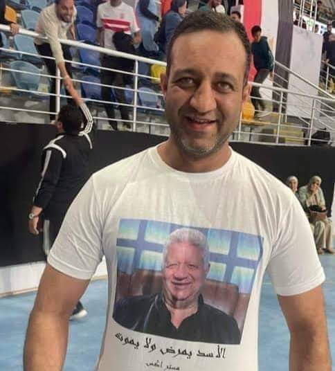 emadmabrouk3's tweet photo. #مرتضى_دمر_يد_الزمالك 
هو بغباوتة بخلقتة وشكلة العكر 😆 https://t.co/btTlTzOq7Z