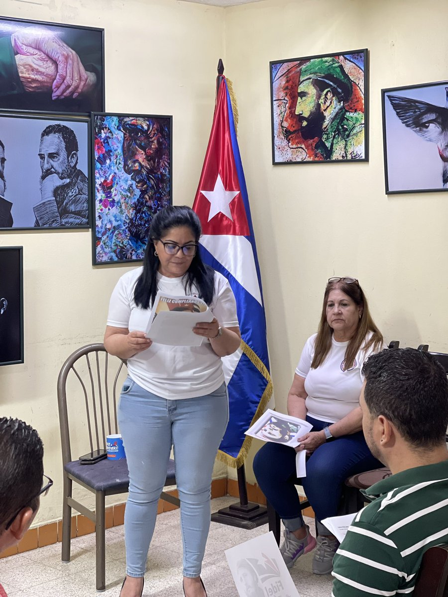 CubacooperaGt's tweet photo. #FidelPorSiempre
 #FidelVive 
#CubaPorLaPaz
#CubaPorLaVida
@cubacooperaven
 @MINSAPCuba https://t.co/Chite6OaAz