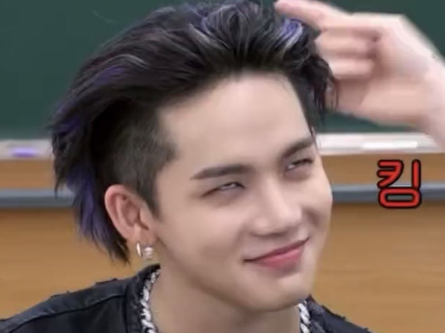 7chill4eva's tweet photo. บูมบาสติกไซอายหนิ😒5555555555 เก๋าตั้งแต่เป็นวัยรุ่นผ้าอ้อมเลยนะ 🩲🤌🏻 https://t.co/jWfJgNPWQQ