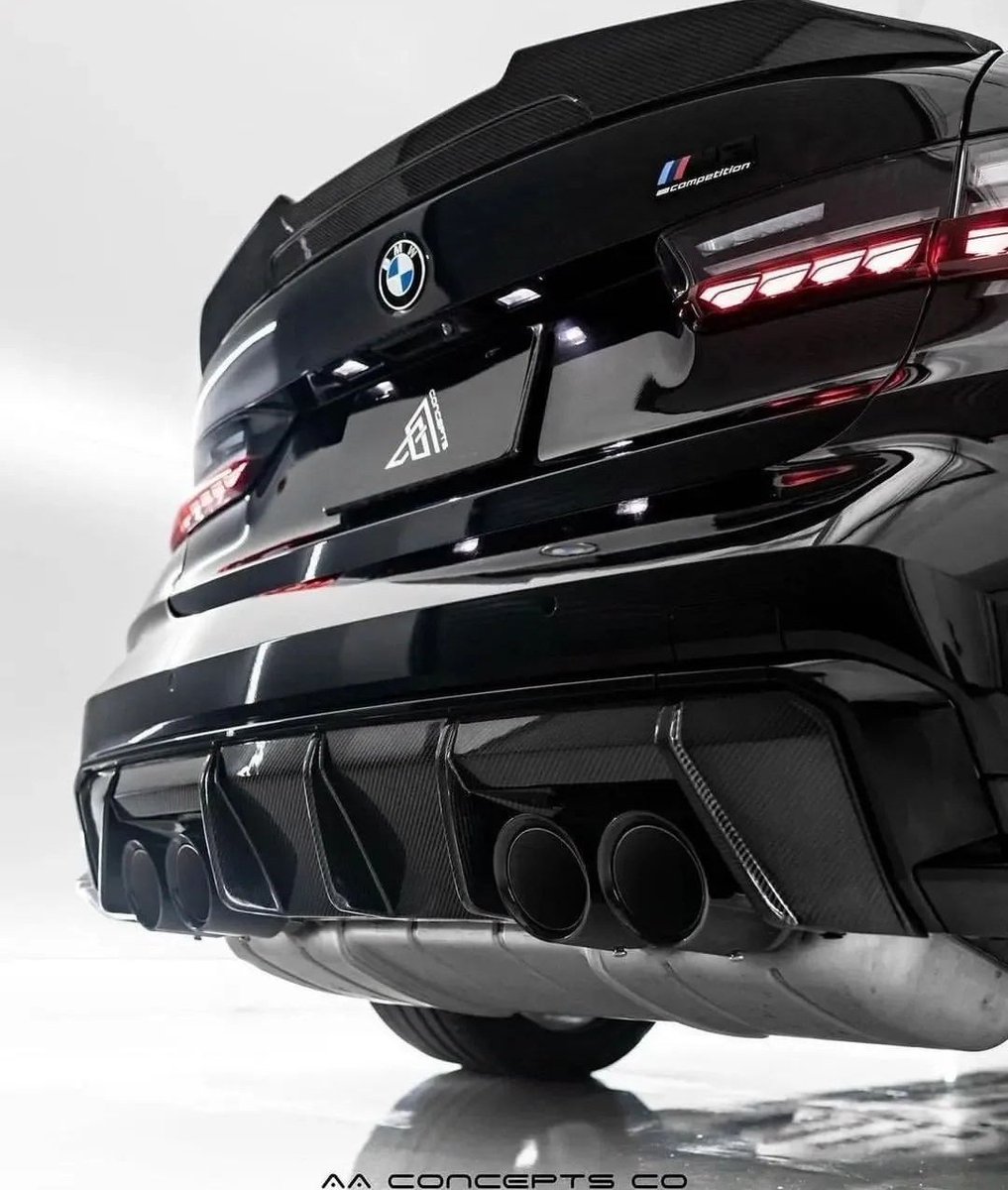 ExoticBMW's tweet image. Blacked out BMW M3 Competition 💫