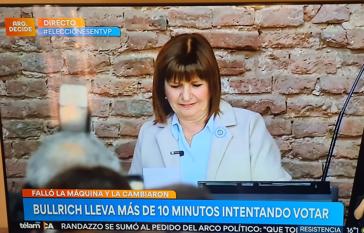 fermolinaSF's tweet photo. El sistema, es de sus socios. 
La inutilidad, es propia...
#NoVolvamosParaAtras https://t.co/XNtthYv05X