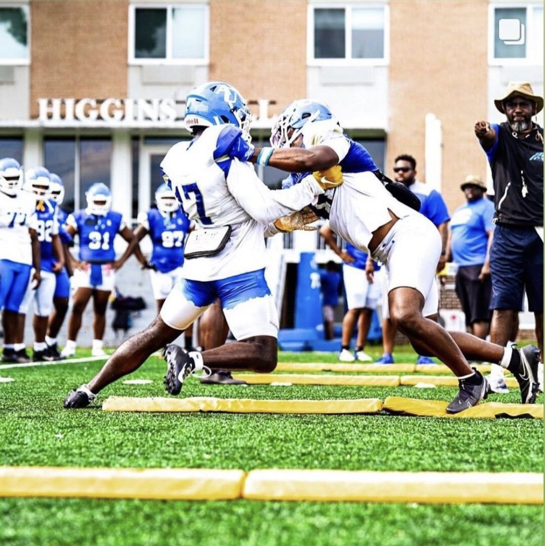 CoachMikeHayde's tweet photo. AU Training Camp 2023 Stacking Days
Great Competition + Team Building
#HBCUFootball #R2G #D2Football #SIAC #AllYouCanImagine #ExpectToWin #YellowjacketFast #CarolinaSpeed #TheProcessWorks https://t.co/WzfiwnmDaZ