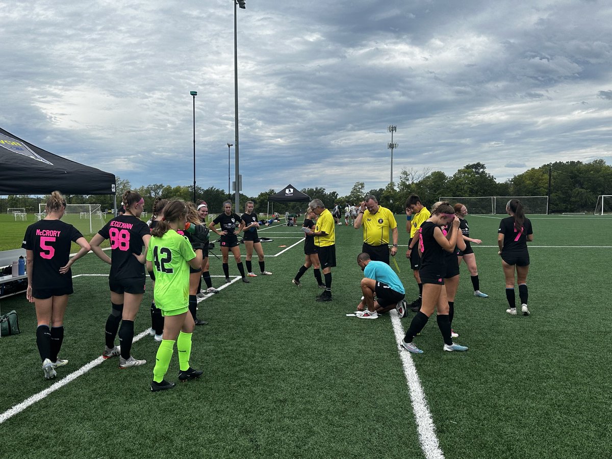 MORush_NPL's tweet photo. Next up our 05/06G Composite teams…check-in complete ✔️

Game time!! https://t.co/9CQNgg1TYs