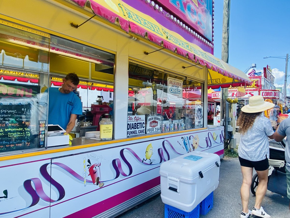 Laura Marston tweet media