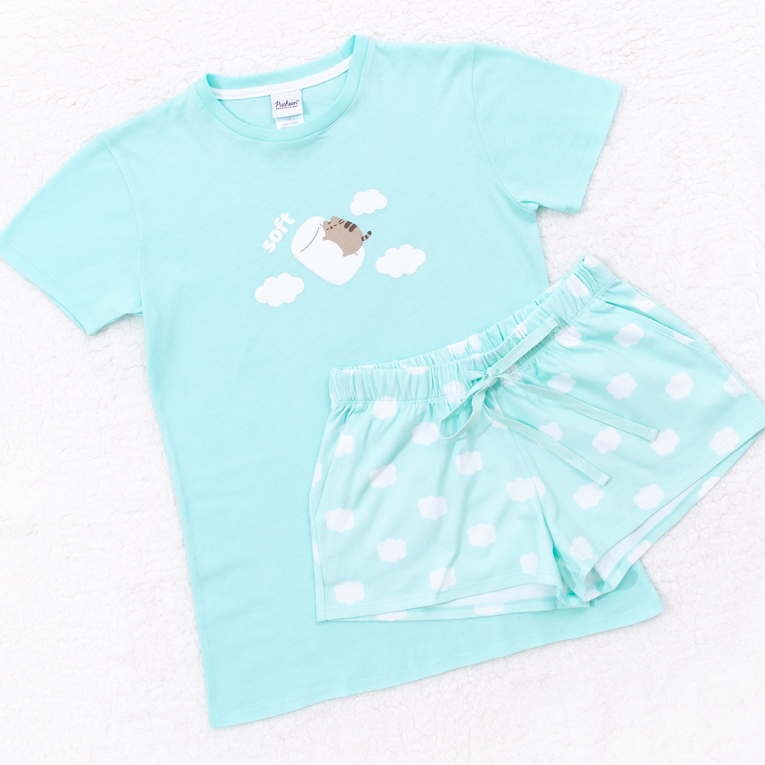 ThePusheenShop's tweet photo. Getting dressed ❌ PJs all day ✅ 💤 https://t.co/MziCrOznZY https://t.co/UqTch4trUF