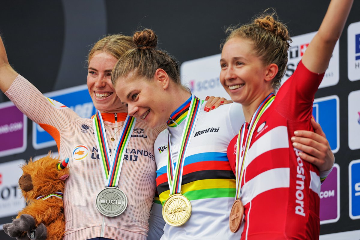 Women Elite Road Race Podium
🌈 Lotte Kopecky 🇧🇪
🥈 Demi Vollering 🇳🇱
🥉 Cecilie Uttrup Ludwig 🇩🇰

#GlasgowScotland2023