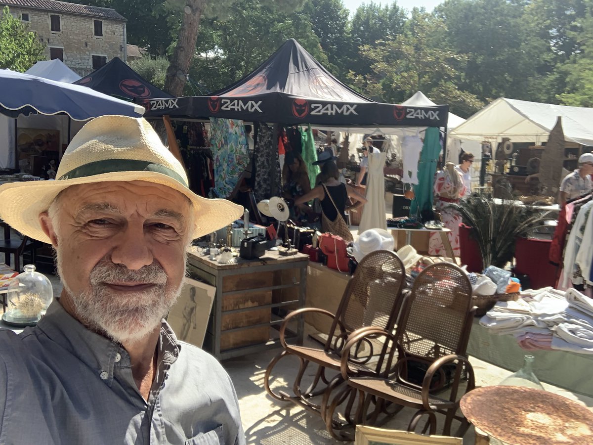 JMCambaceres's tweet photo. Journée brocante à #Barjac #Gard. Une des plus grandes de #France avec près de 400 exposants dans places et ruelles de ce village perchée avec vue imprenable sur #Cévennes. Objets rares, «#faisselles» à fromage anciennes en terre cuite vernissée pour show-room du #masMathieu. https://t.co/73q2kh7Hie