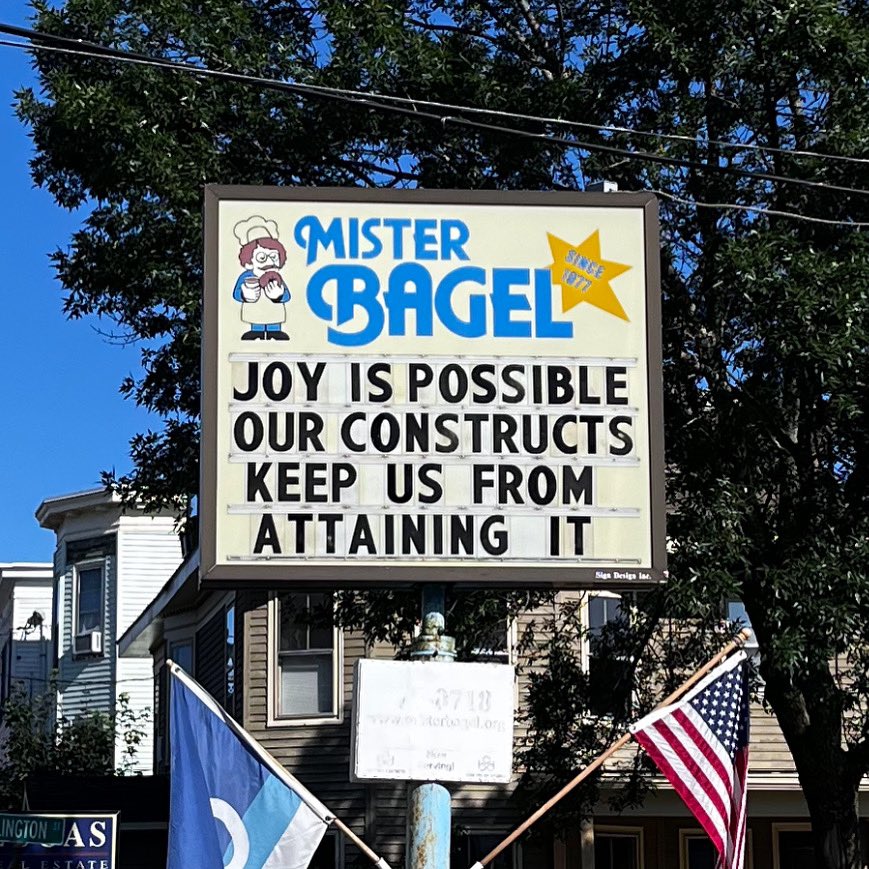 poeticdweller's tweet photo. lauren berlant doing ad copy for local bagel shop https://t.co/4x4b60gPqt