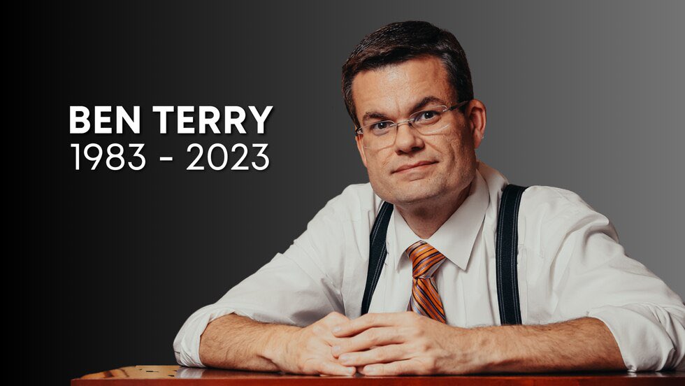 cppllibrary's tweet image. Your library friends will miss you, @BenTerryKPLC. You touched so many hearts in #CalcasieuParish, #SWLA, and beyond. ♥️ Sending our thoughts and hearts to his family and friends.  #RestInPeace #KPLC #BenTerry