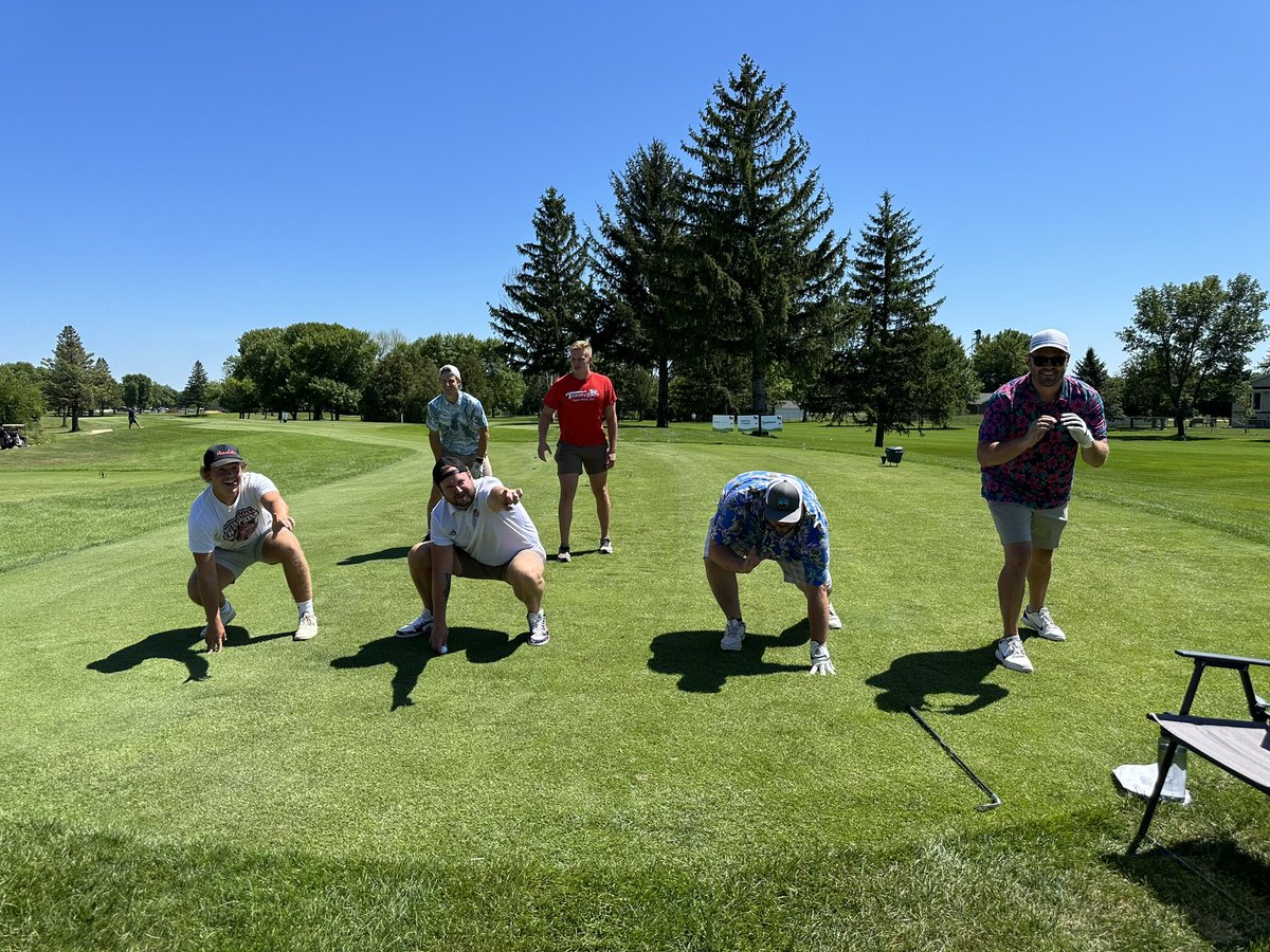 A few alumni from the class of 2008 meshing in with a couple 2024 west players to create an amazing photo at our 1st annual Golf Tournament!  #onceascarletalwaysascarlet #mapsready