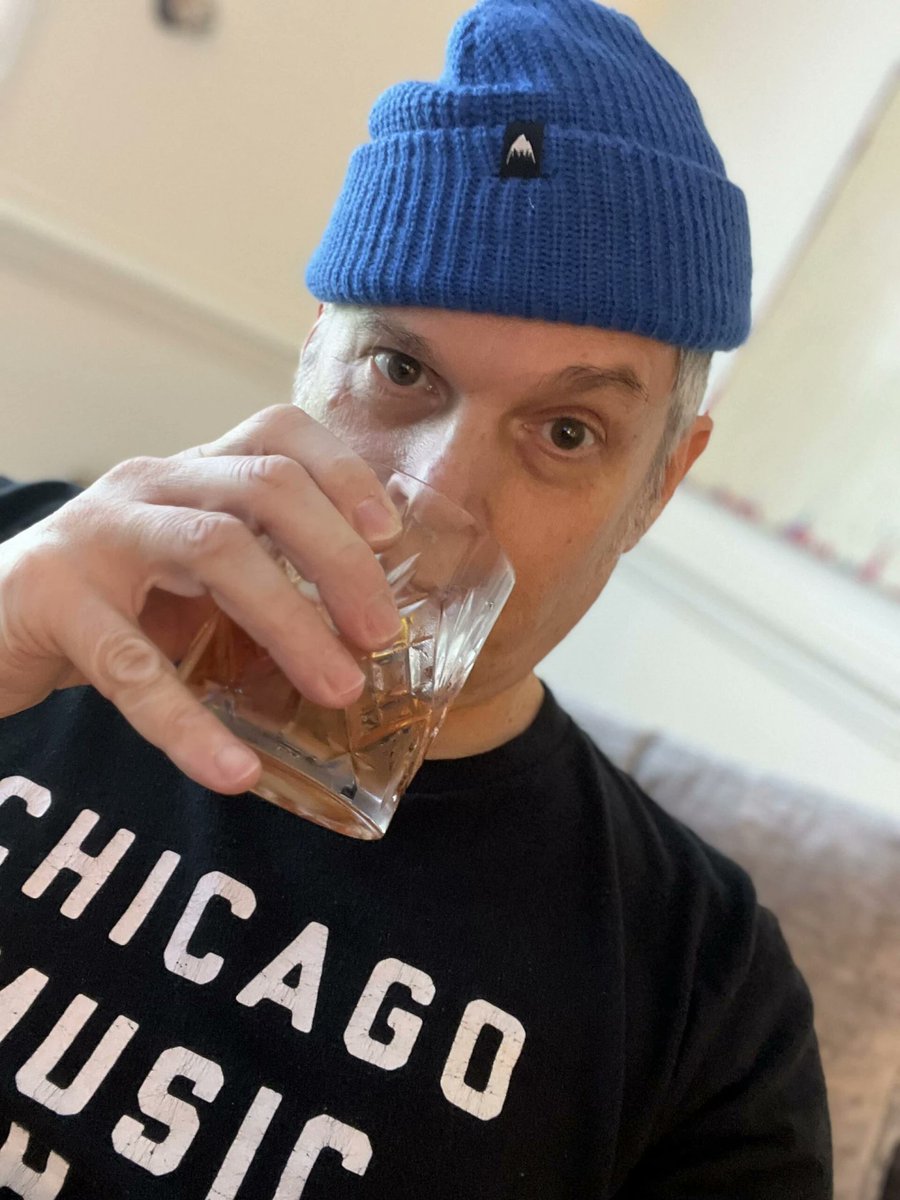 v13media's tweet photo. Singer-songwriter James Sardone joins us for a #190proof interview to discuss alcohol, favourite drinks, and best divebar. Grab his #Colors EP now via @FortLowellRecs.
🔗: https://t.co/1GzRKDRuWi
#JamesSardone #190ProofInterview #SingerSongwriter https://t.co/Ry8gVWhdD2