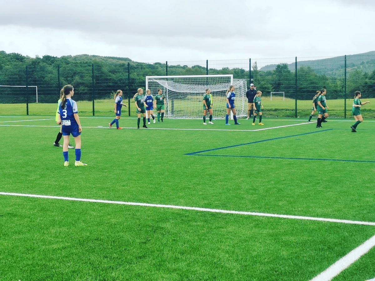 Gowergalaxy's tweet photo. Our U13’s played a friendly match today against @YstradgynlaisFC 

Great football on display by both teams, it was great to watch. A very close game in the end but a win for our girls, final score 8-7 

Thanks to Ystradgynlais for the hospitality after the game 👏

@westwaleswgl https://t.co/RuWE52jxcT