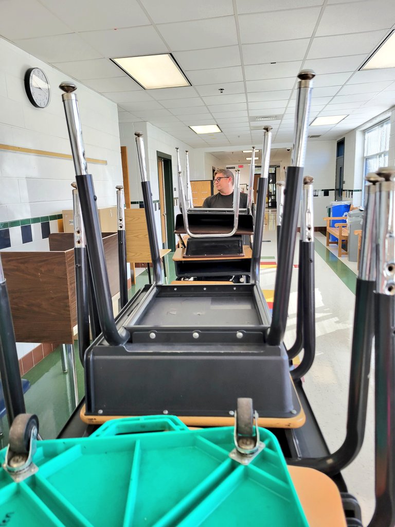 #SweatyWorkDay <a href="/GreenvilleES/">Greenville ES</a> Thank goodness for husbands, helping hands, and wonderful teammates and friends 💚💛🐉 Clearing the hallways for Meet the Teacher 😎 <a href="/dalton9_debbie/">Debbie Dalton</a> #GreenvilleES #GESKinderRocks <a href="/CVB2023/">Crystal Van Buren</a> <a href="/erika_kersey/">Erika Kersey, NBCT</a>