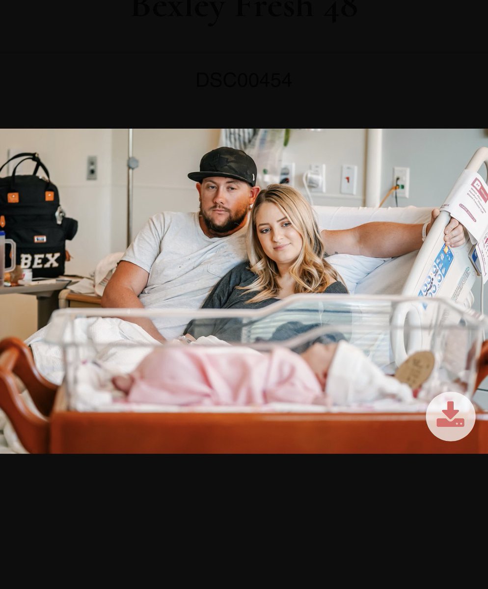 Jordan___Oliver's tweet photo. Love my little family!💕 https://t.co/HyfY9iKKfD