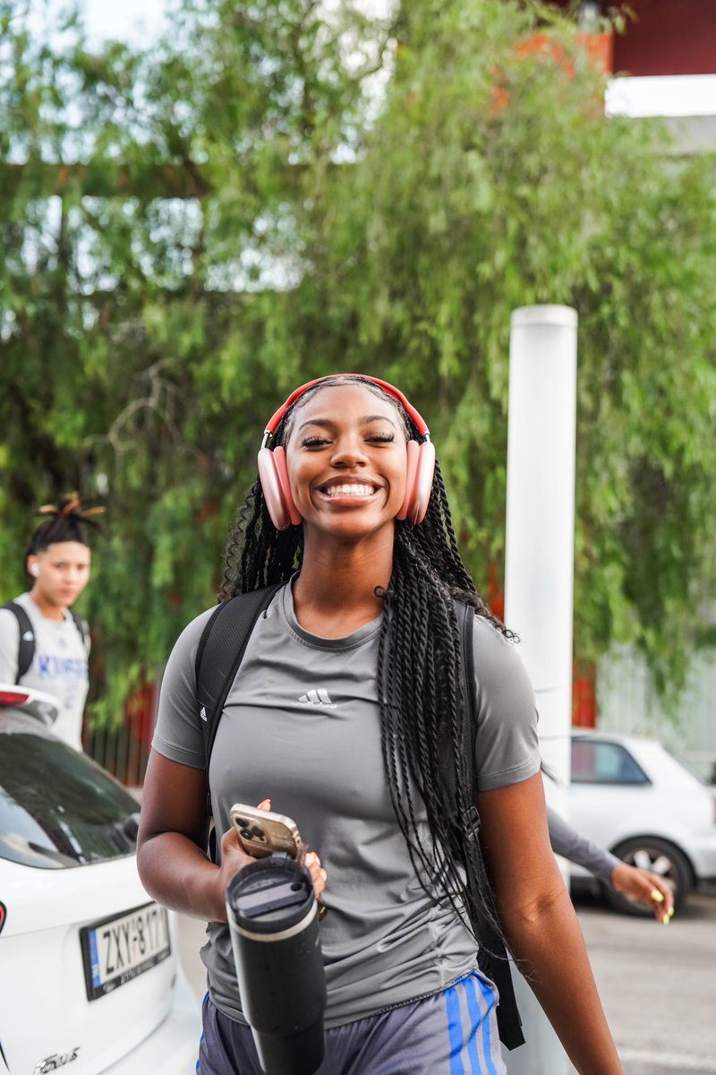 Kansas Women's Basketball tweet media