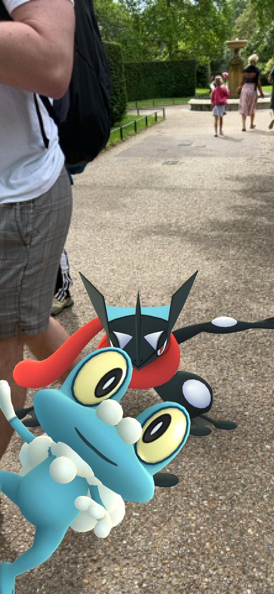 imogenfm's tweet photo. @Kriket_23 bad AR photo #PokemonGO #Pokémongo_community_day https://t.co/kZ75IISd2d
