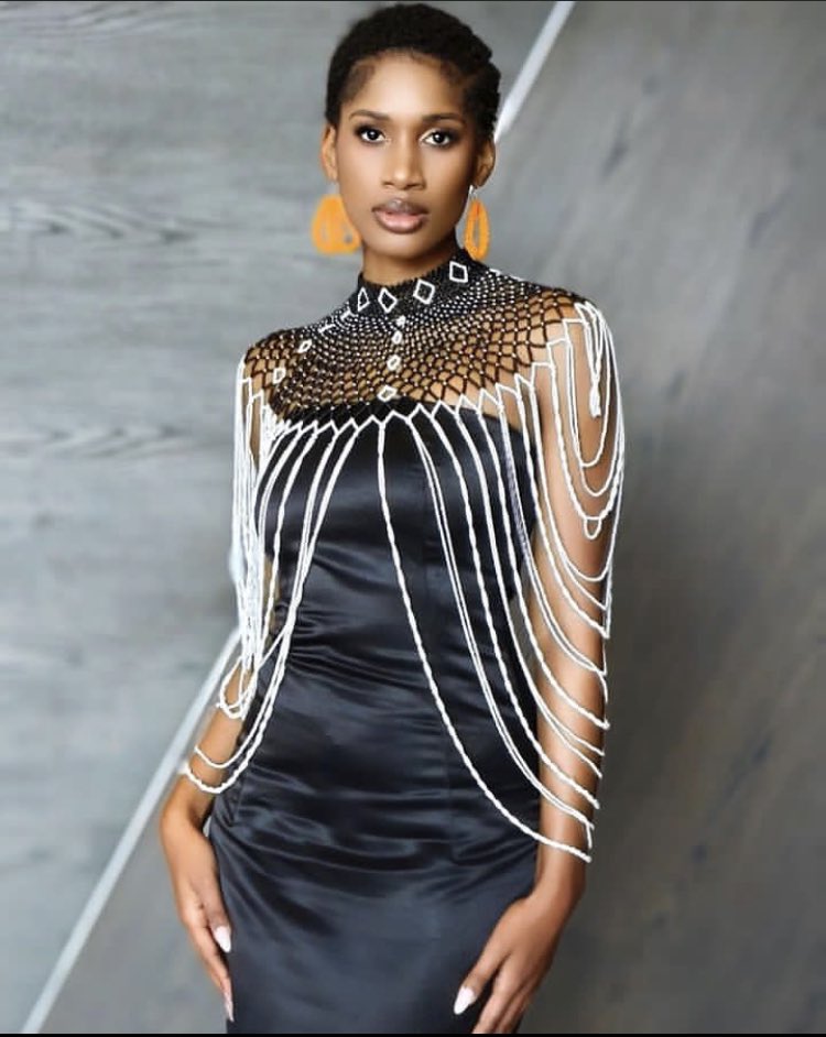 missuniverseza's tweet photo. “I am a tangible representation of a dream realized. I am so proud of myself and how far I have come. I wore the beads to remember andihambi ndodwa”. - Nande Mabala 

#MissSA #MissSA2023 #MissSouthAfrica https://t.co/XEHIrBRmkG