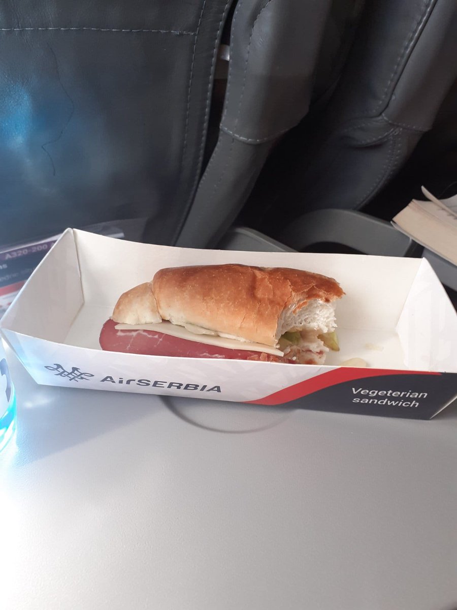 RaliBruce's tweet photo. Flying AirSerbia. This is your vegetarian sandwich. https://t.co/iezjntVNcN